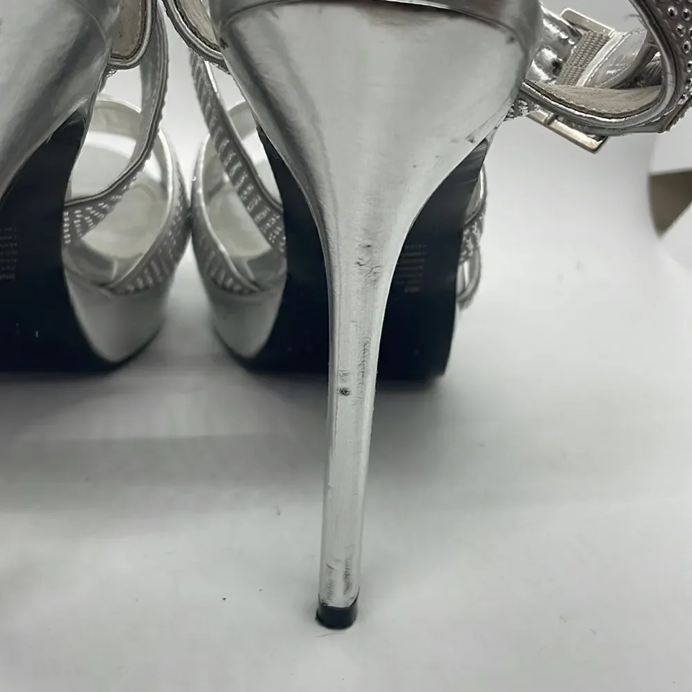 L Miller Beautiful Shoes  Silver Rhinestones Wrap Ankle 9M Sexy Dressy